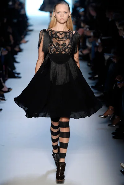 Look 52